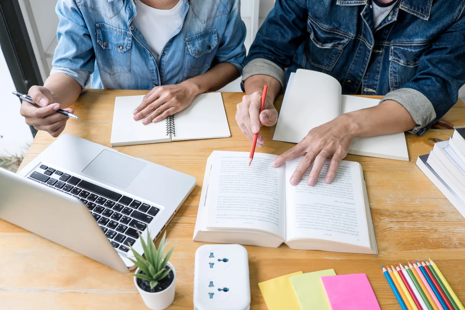 Externe Promotion: Universität finden ohne Doktorandenstelle
