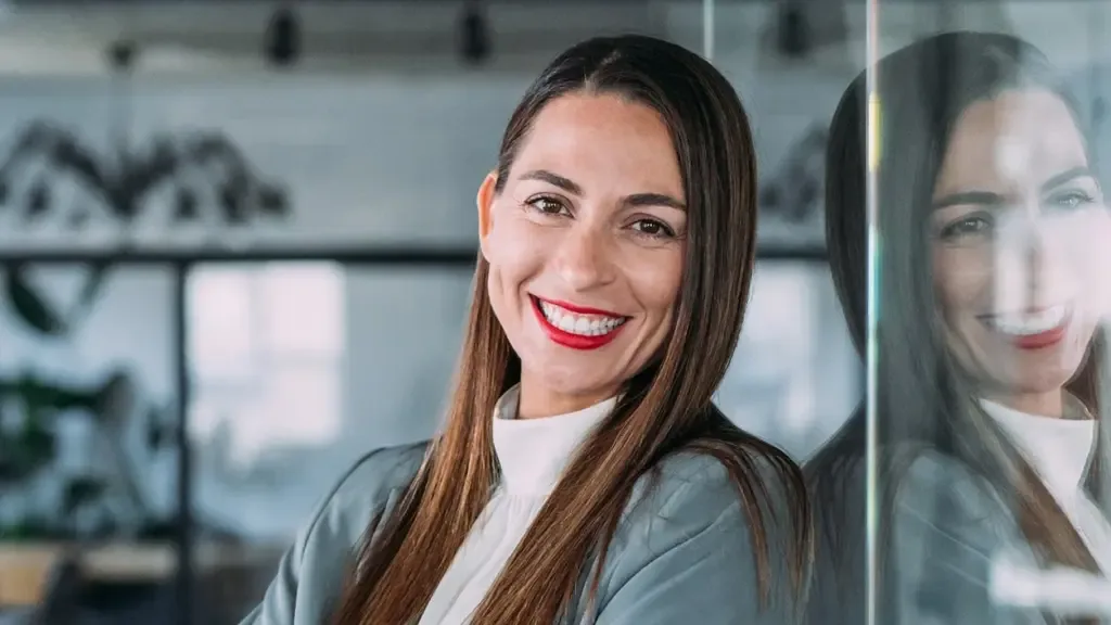Promotion neben dem Beruf - Dr. Emilia, Experten Team, Internationale Promotionsberatung